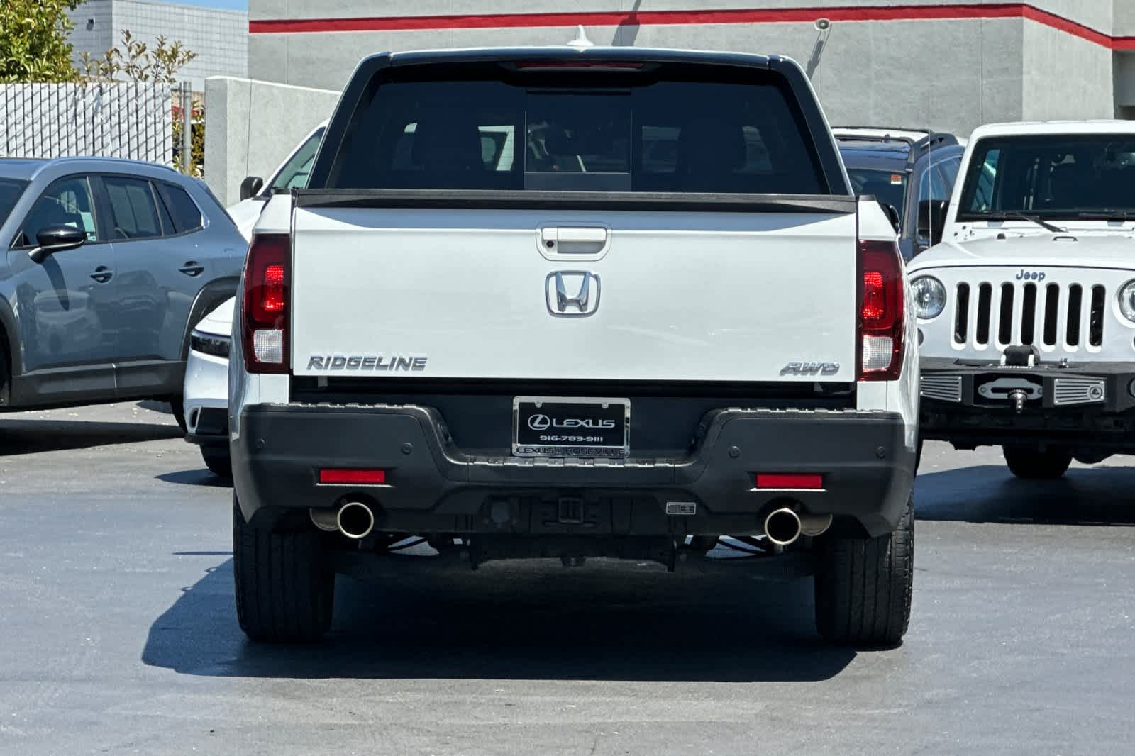 Thumbnail: 2022 Honda Ridgeline - 8