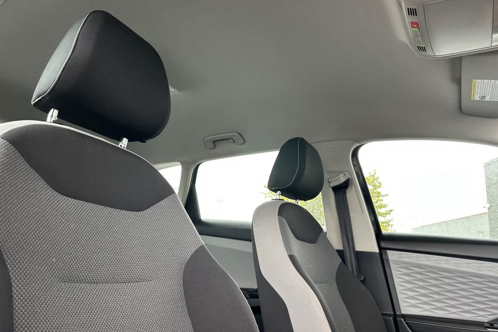 Thumbnail: 2024 Volkswagen Taos - 17