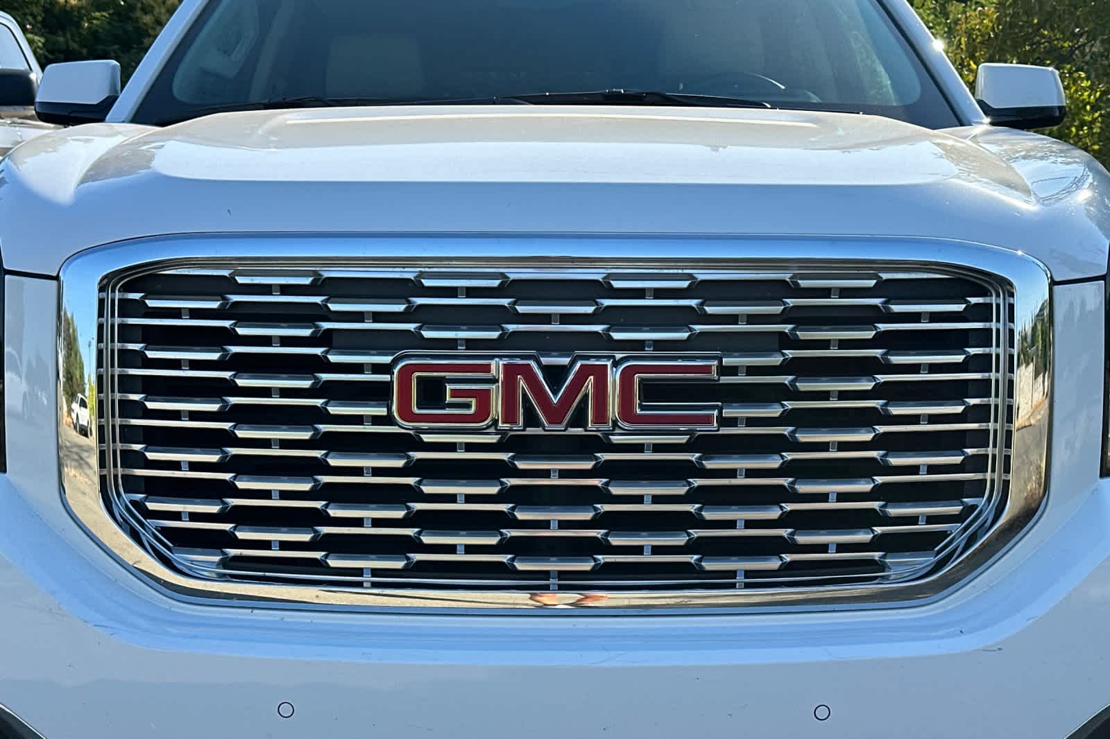 Thumbnail: 2019 GMC Yukon - 10