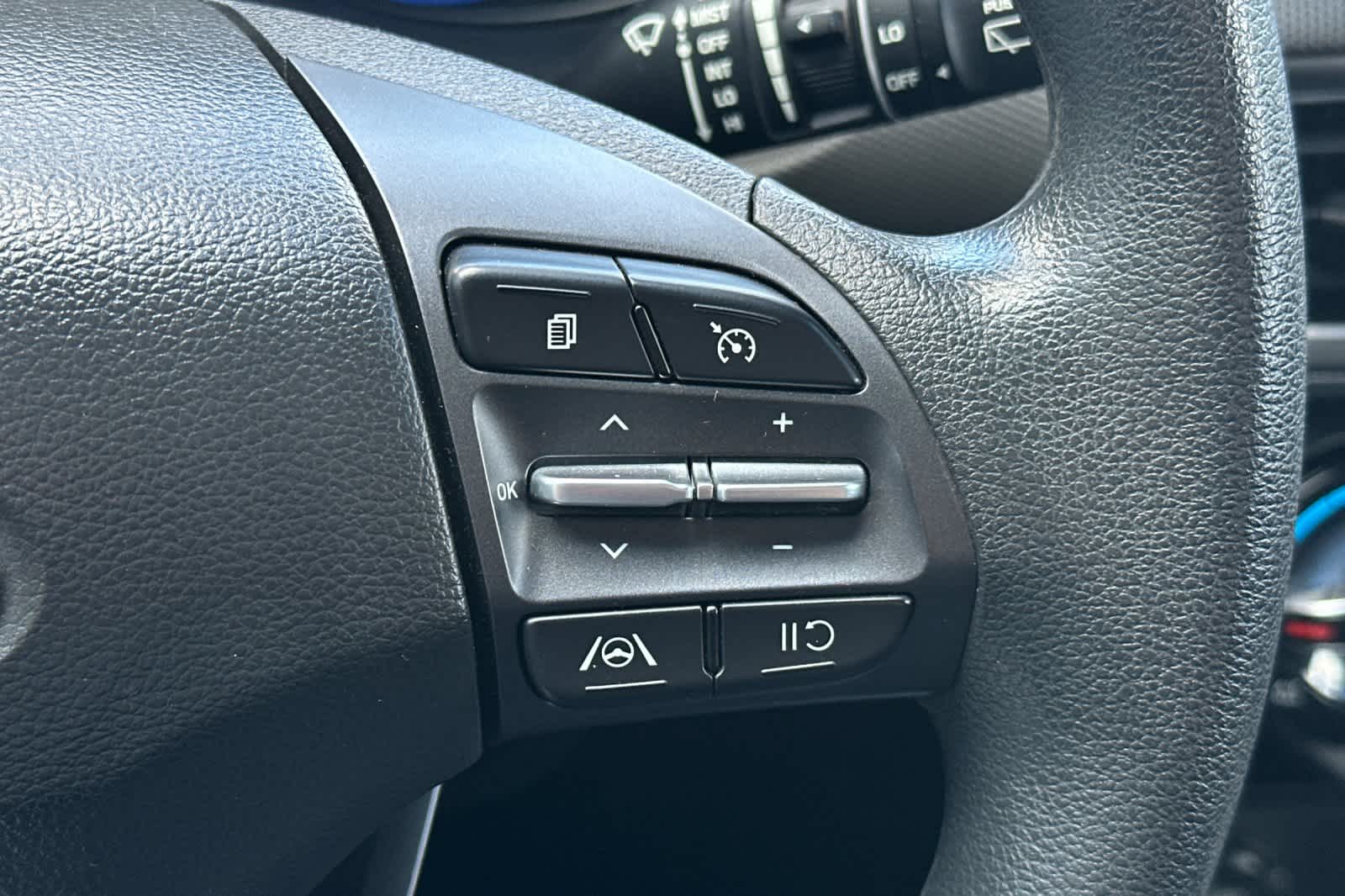 Thumbnail: 2022 Hyundai Kona - 26