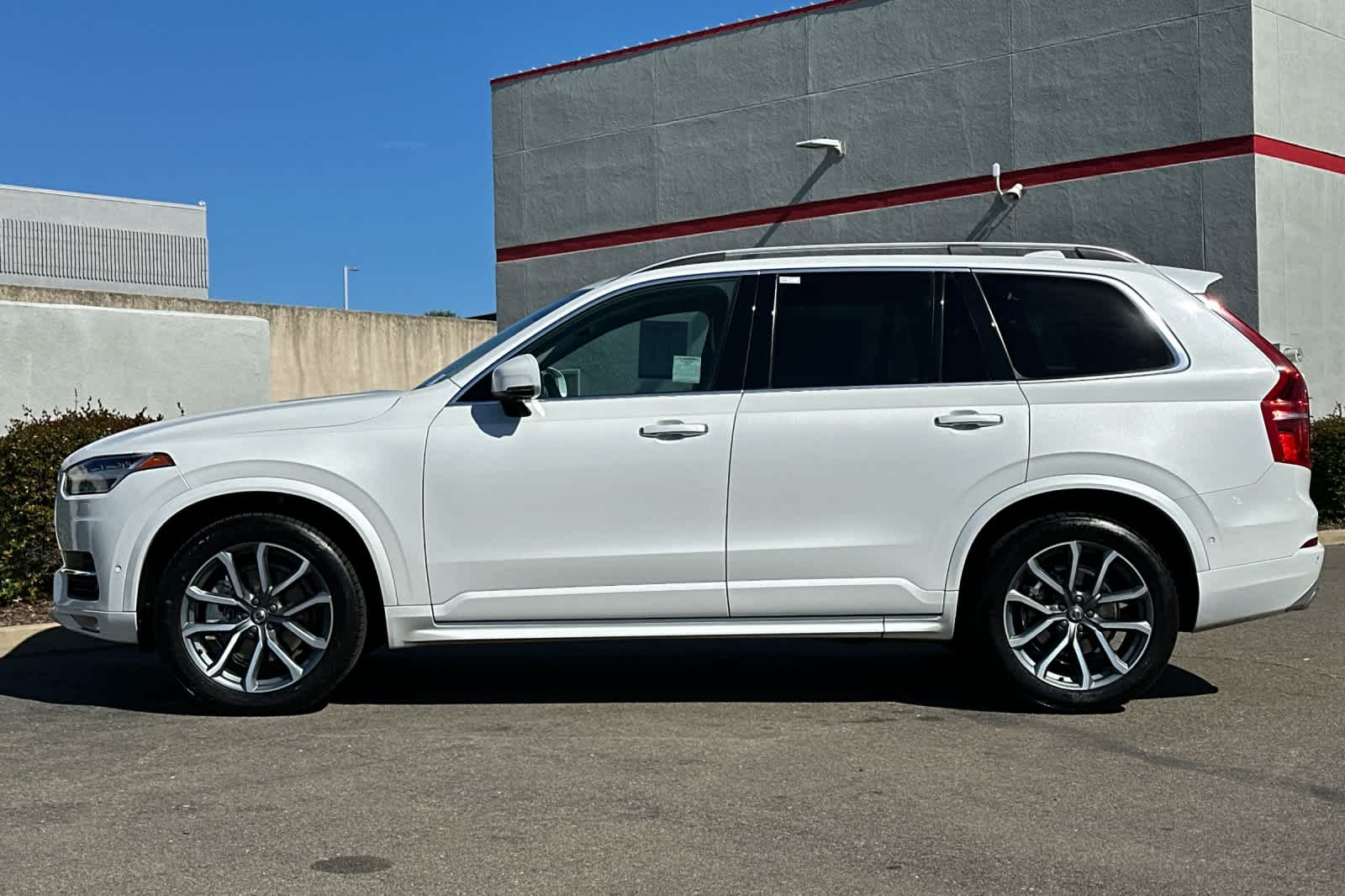 Thumbnail: 2019 Volvo XC90 - 9