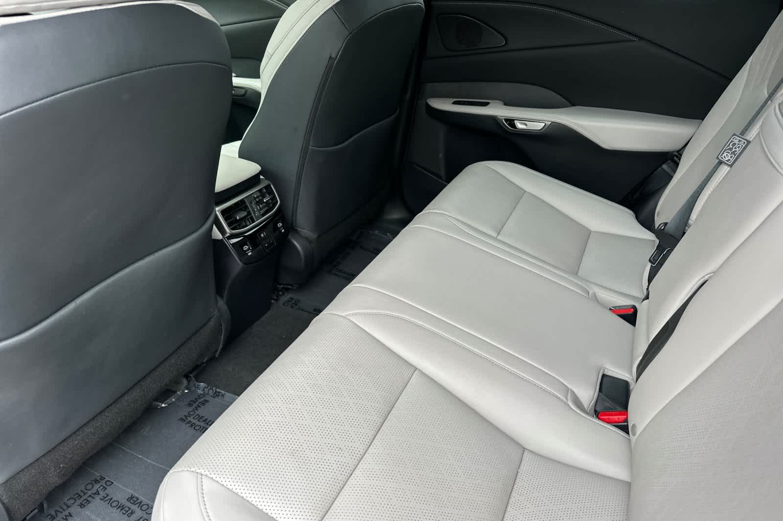 Thumbnail: 2025 Lexus RX - 4