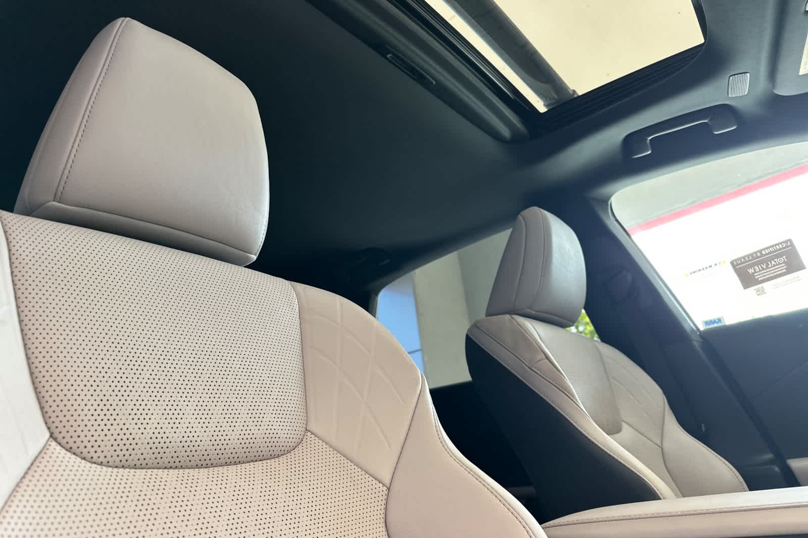 Thumbnail: 2024 Lexus RX - 18