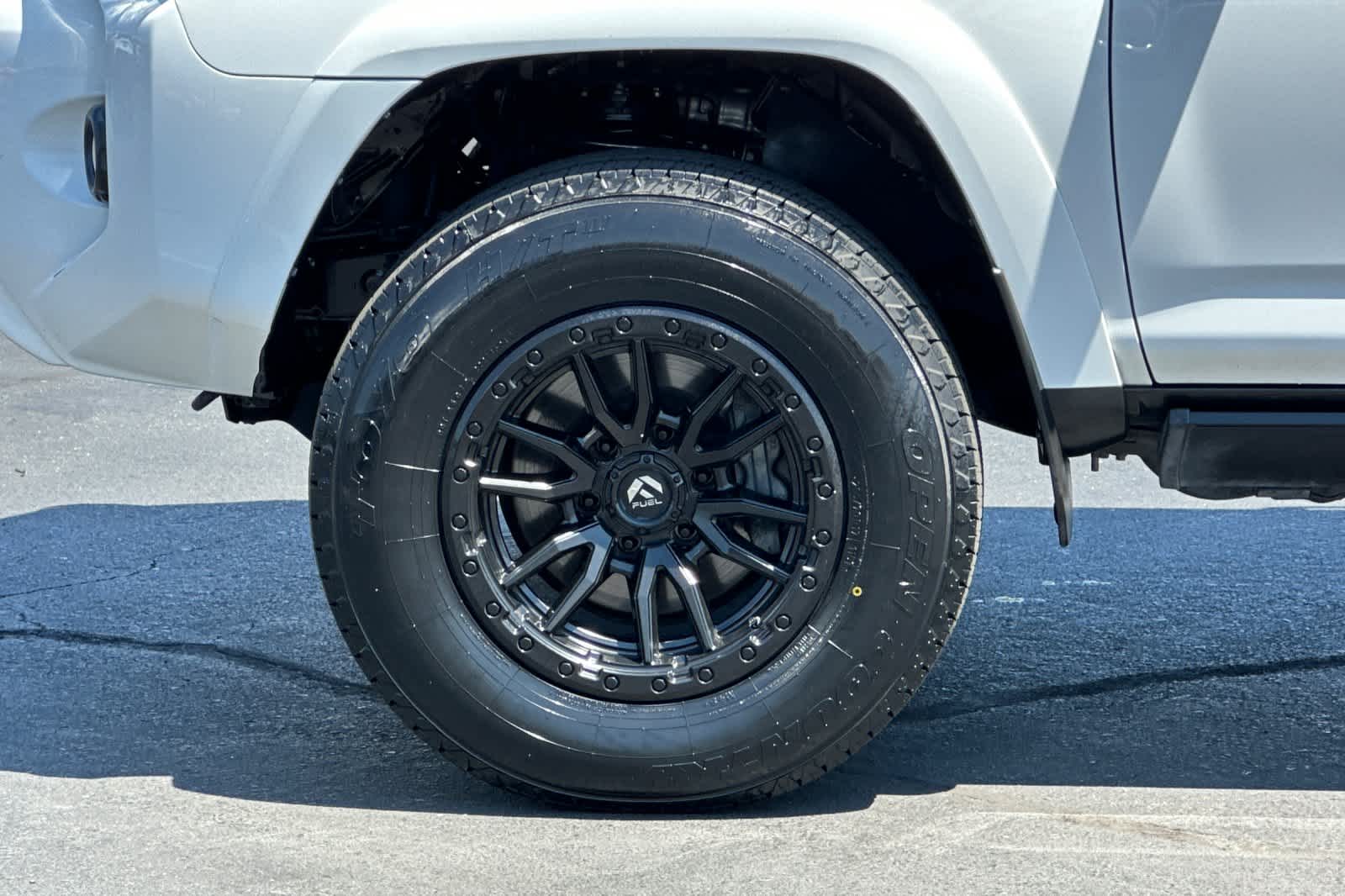 Thumbnail: 2019 Toyota 4Runner - 30