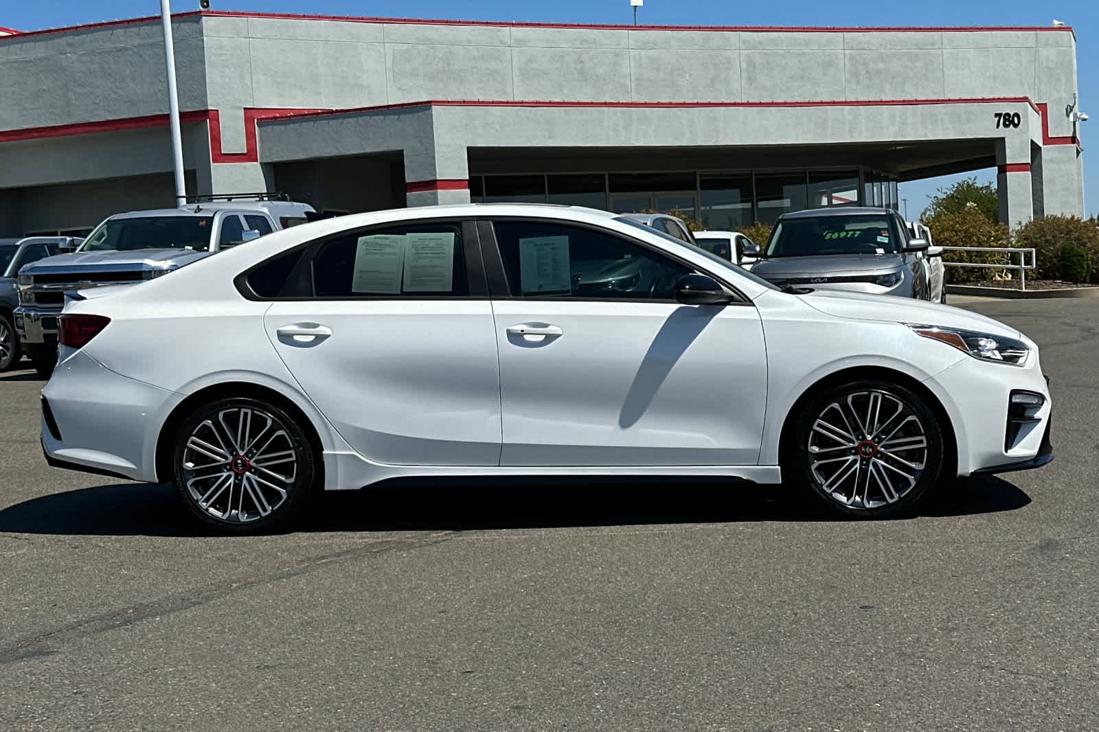 Thumbnail: 2021 Kia Forte - 6