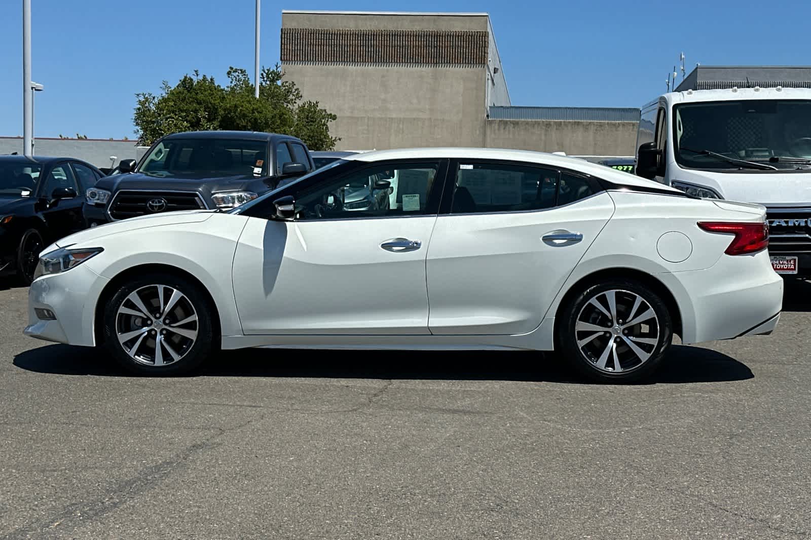 Thumbnail: 2018 Nissan Maxima - 9