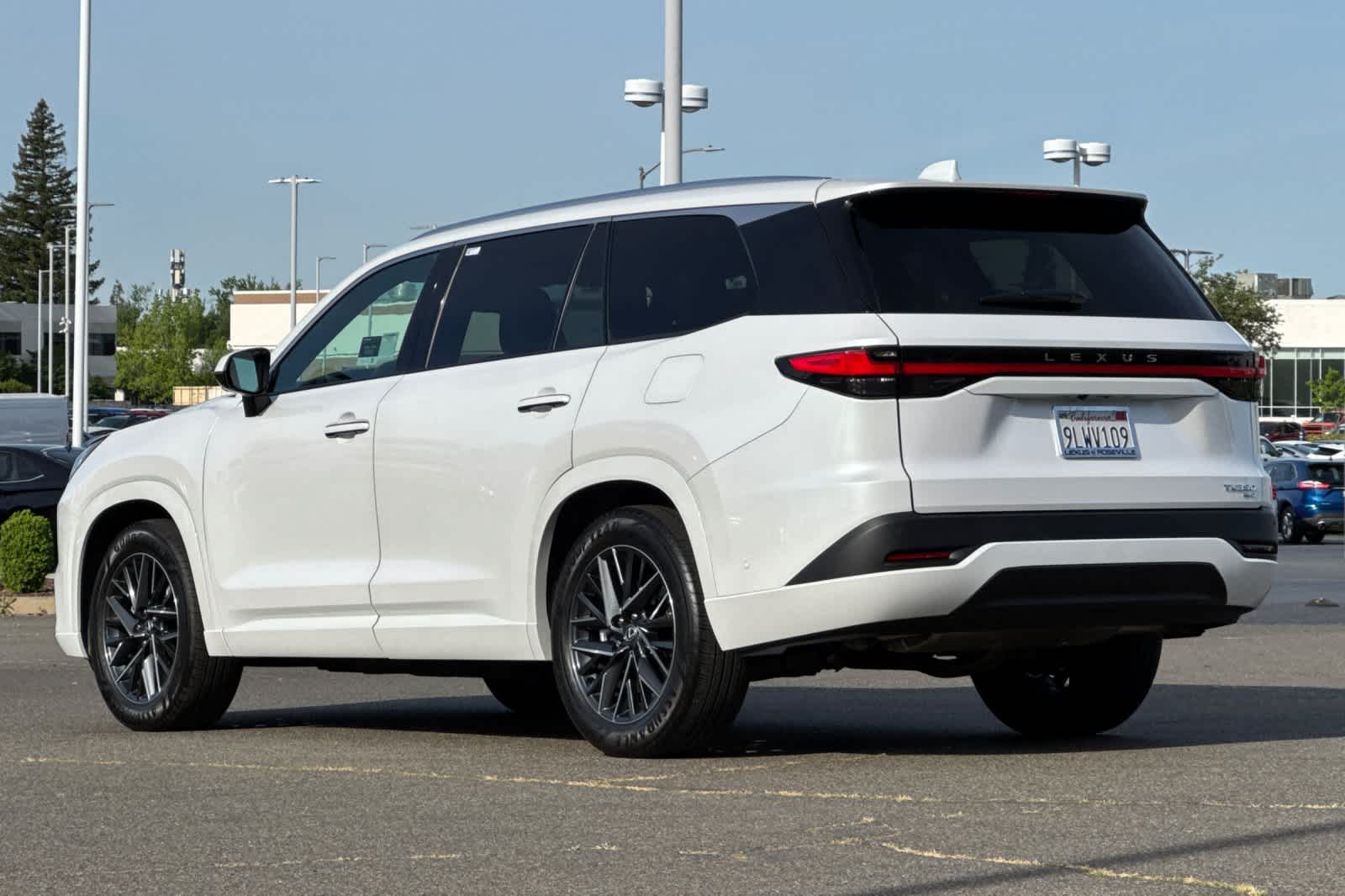 Thumbnail: 2024 Lexus TX - 7