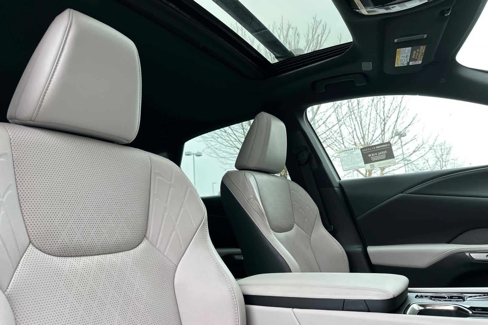 Thumbnail: 2025 Lexus RX - 18