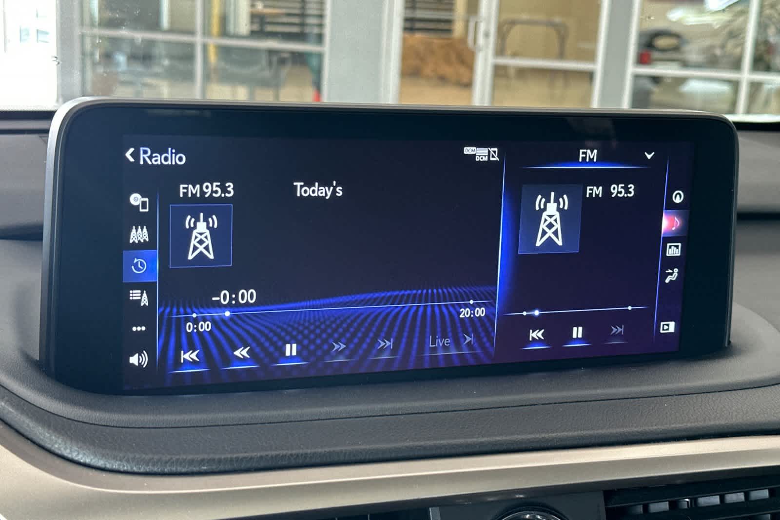 Thumbnail: 2020 Lexus RX - 20