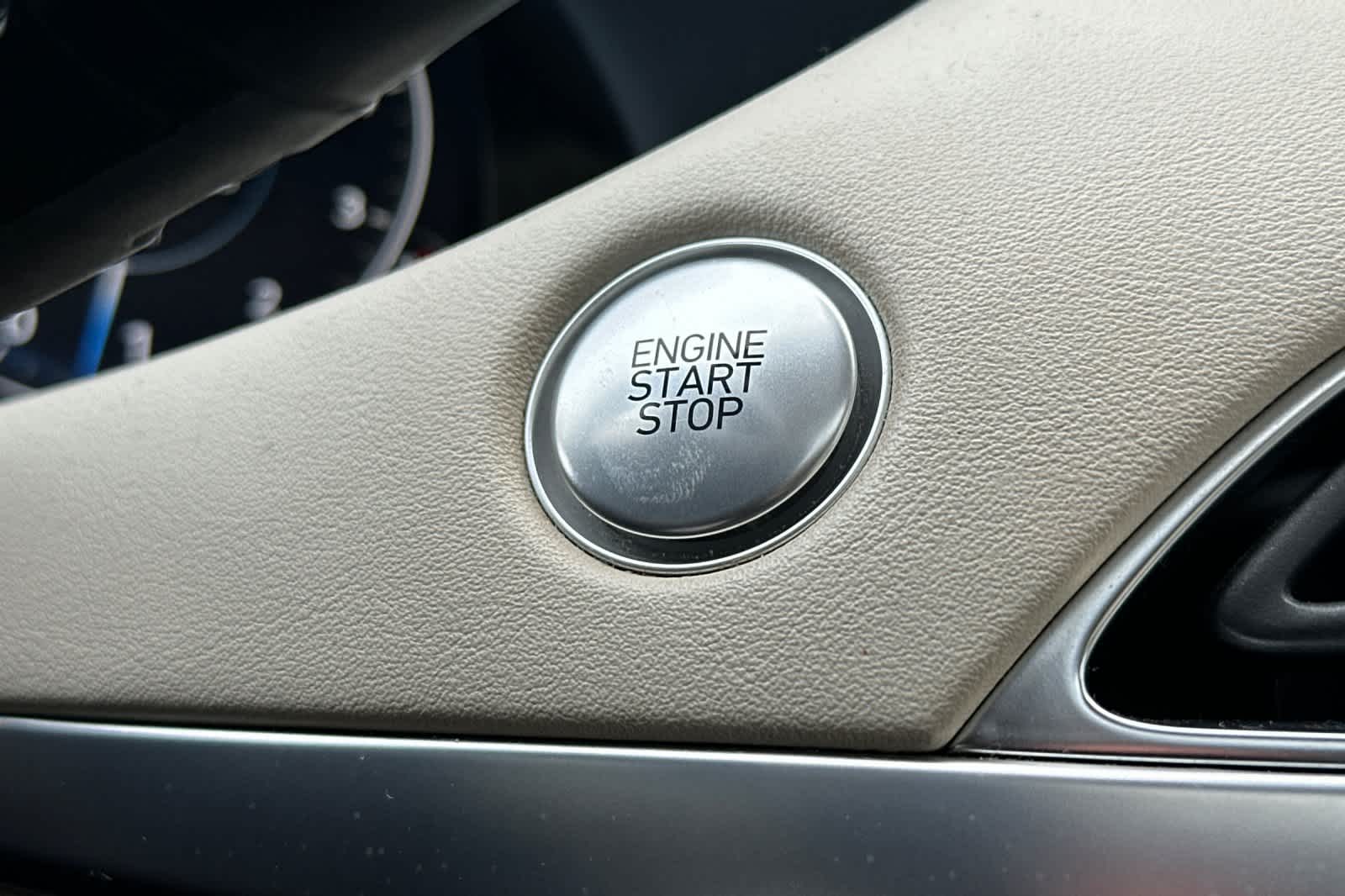 Thumbnail: 2020 Hyundai Palisade - 26