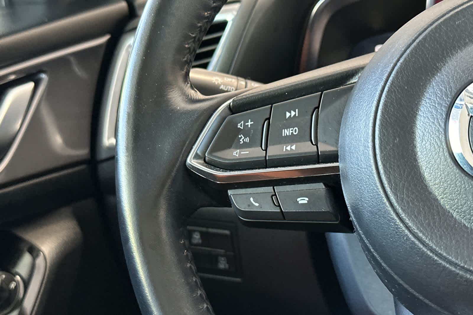 Thumbnail: 2018 Mazda Mazda3 - 27