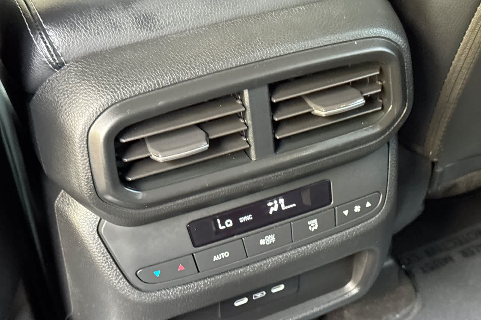 Thumbnail: 2024 Honda Pilot - 14