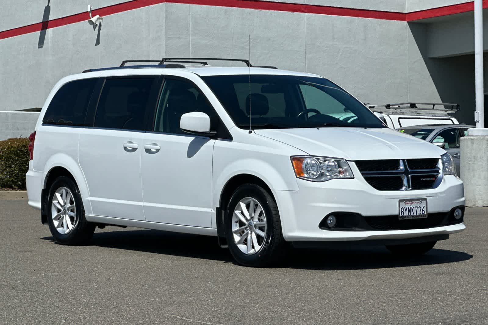 Thumbnail: 2019 Dodge Grand Caravan - 4