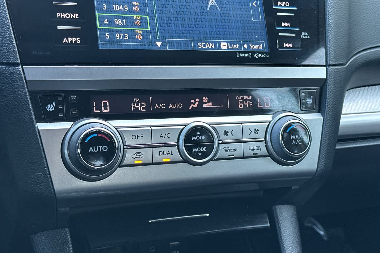 Thumbnail: 2016 Subaru Legacy - 20