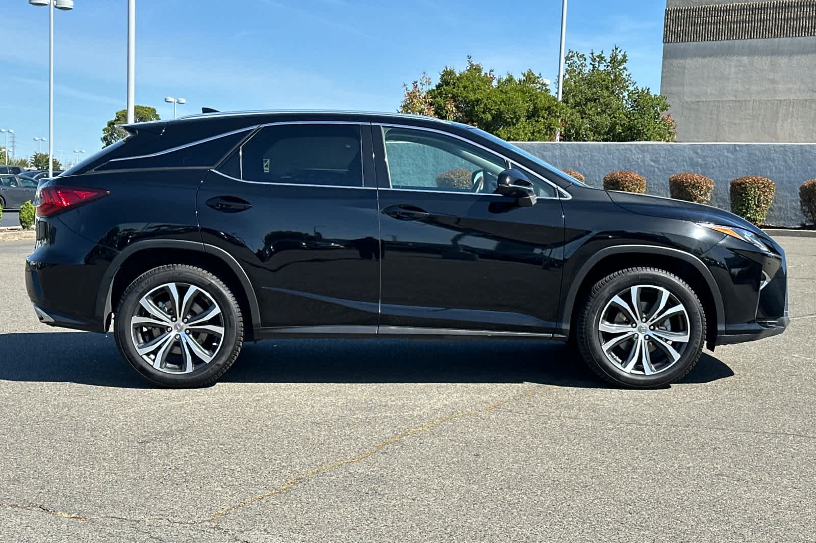 Thumbnail: 2017 Lexus RX - 6