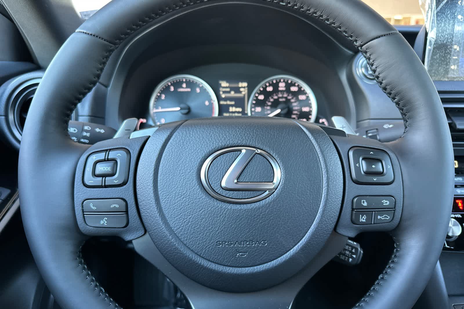 Thumbnail: 2025 Lexus IS - 24