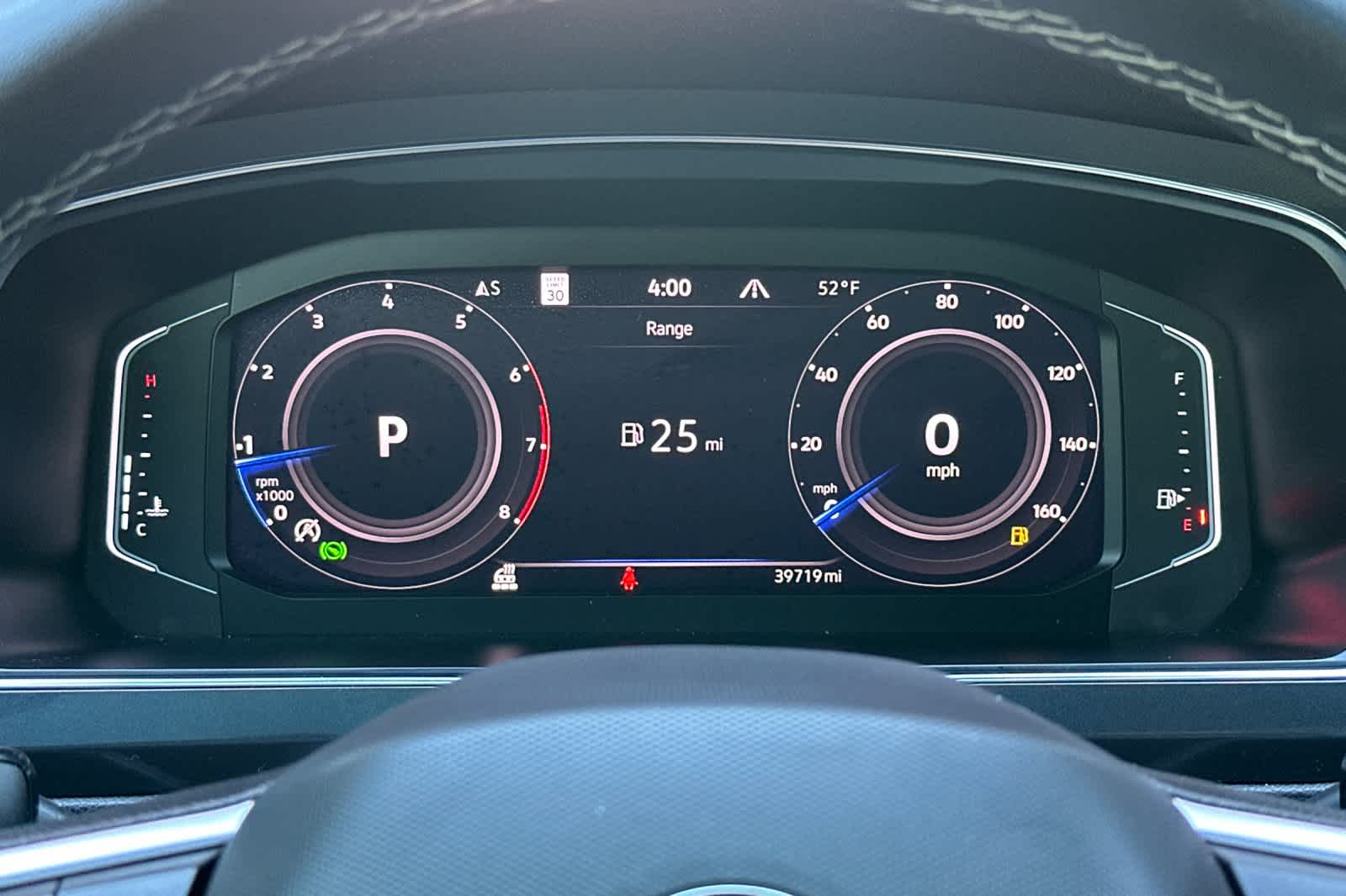 Thumbnail: 2023 Volkswagen Tiguan - 30