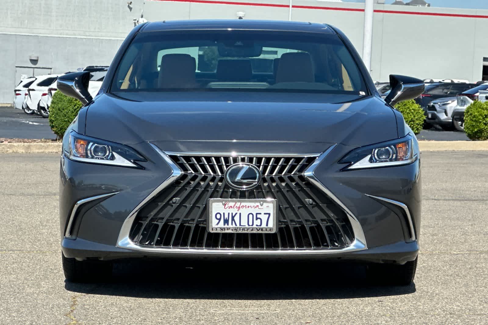 Thumbnail: 2025 Lexus ES - 10