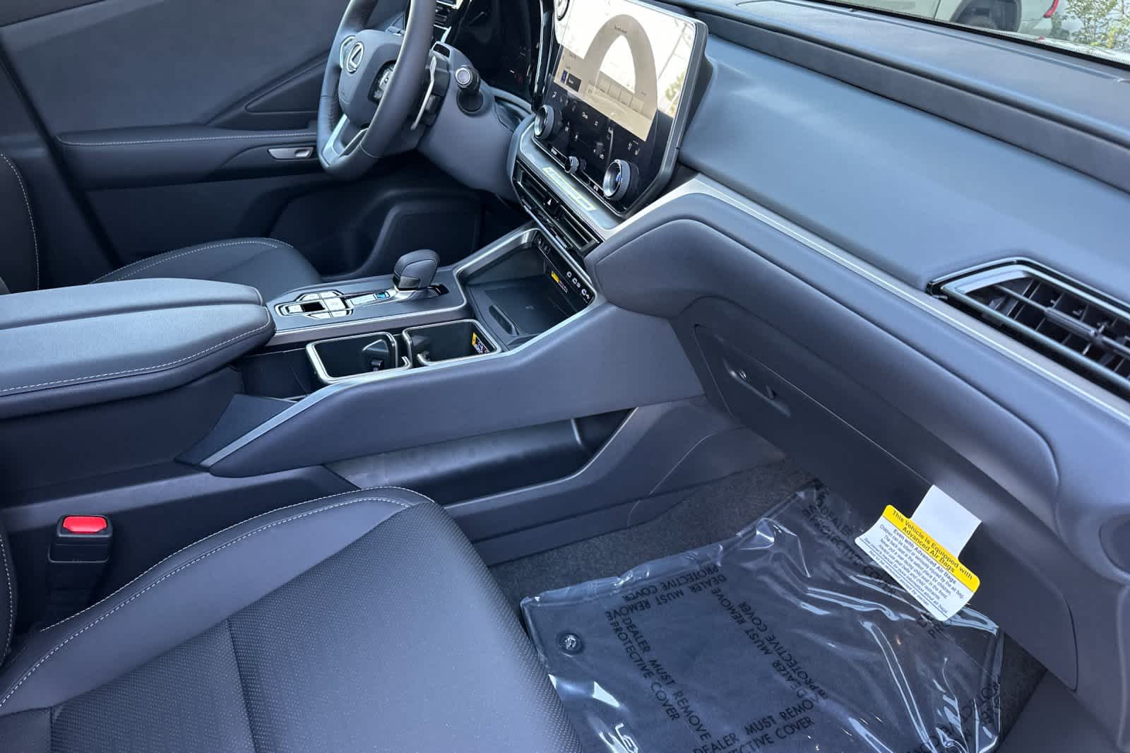 Thumbnail: 2026 Lexus TX - 17