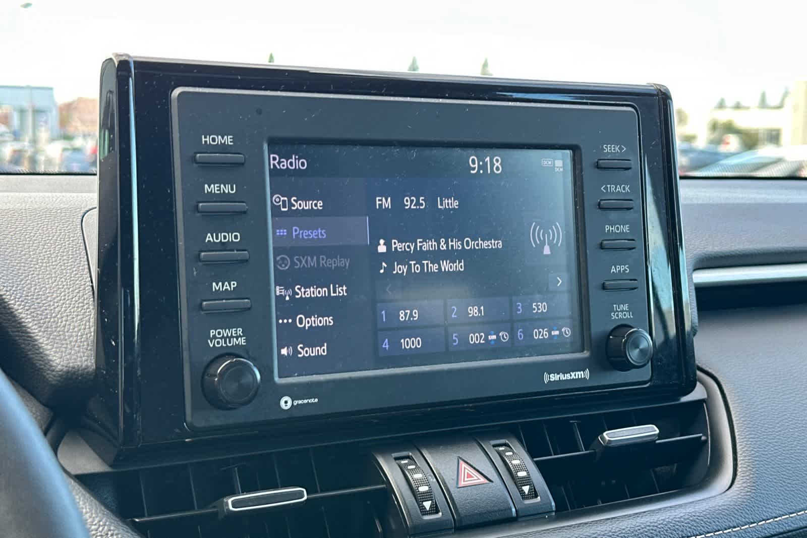 Thumbnail: 2022 Toyota RAV4 - 20