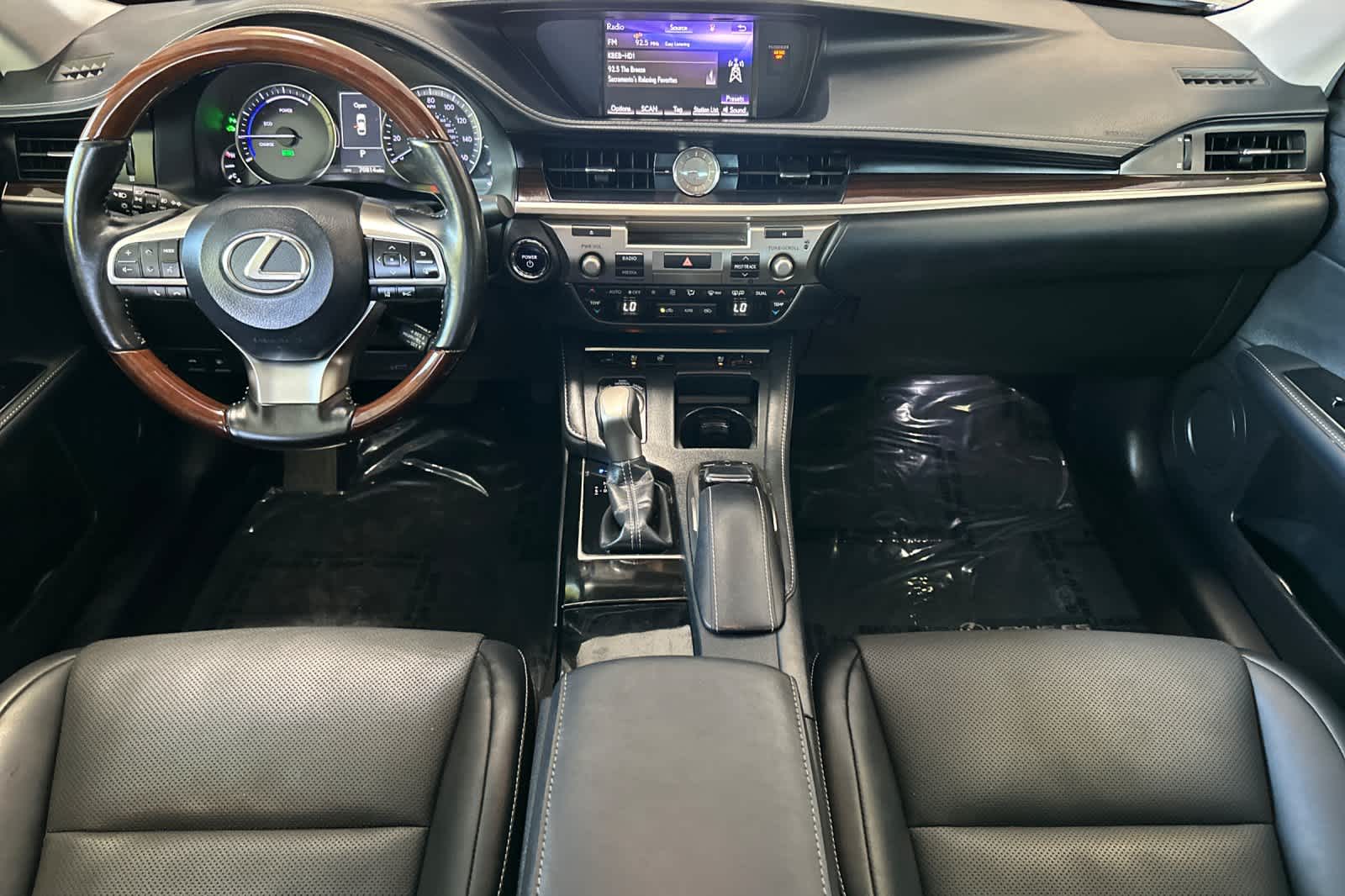Thumbnail: 2018 Lexus ES - 3