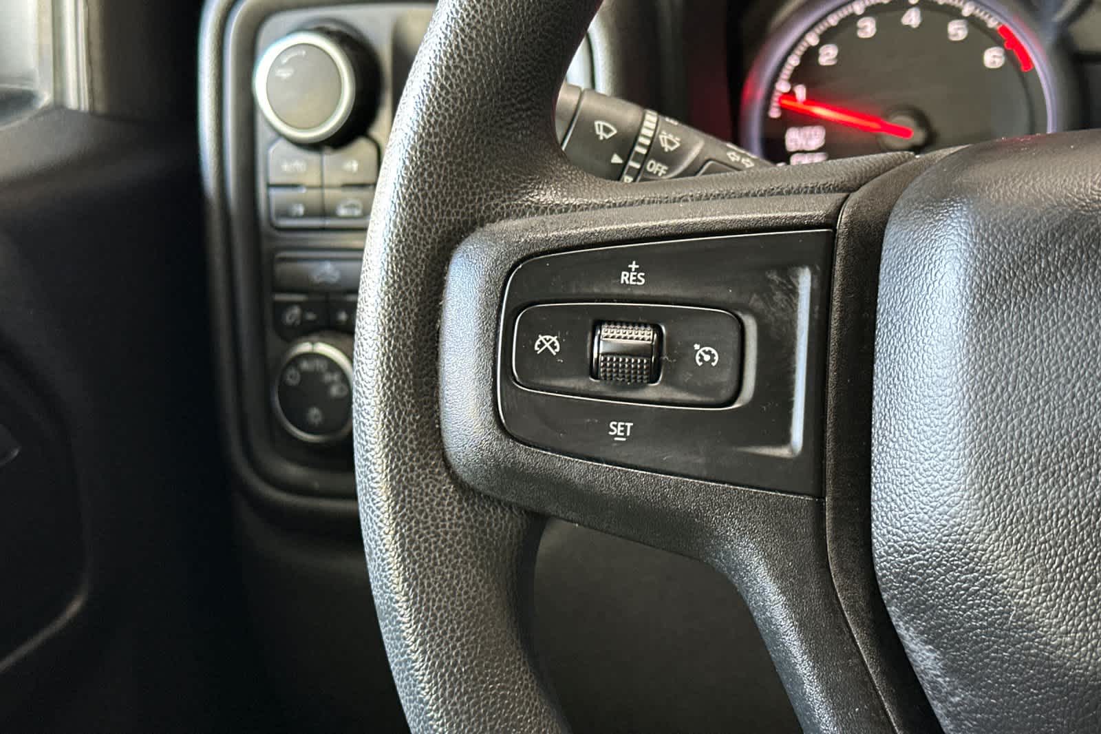 Thumbnail: 2022 Chevrolet Silverado 1500 - 24