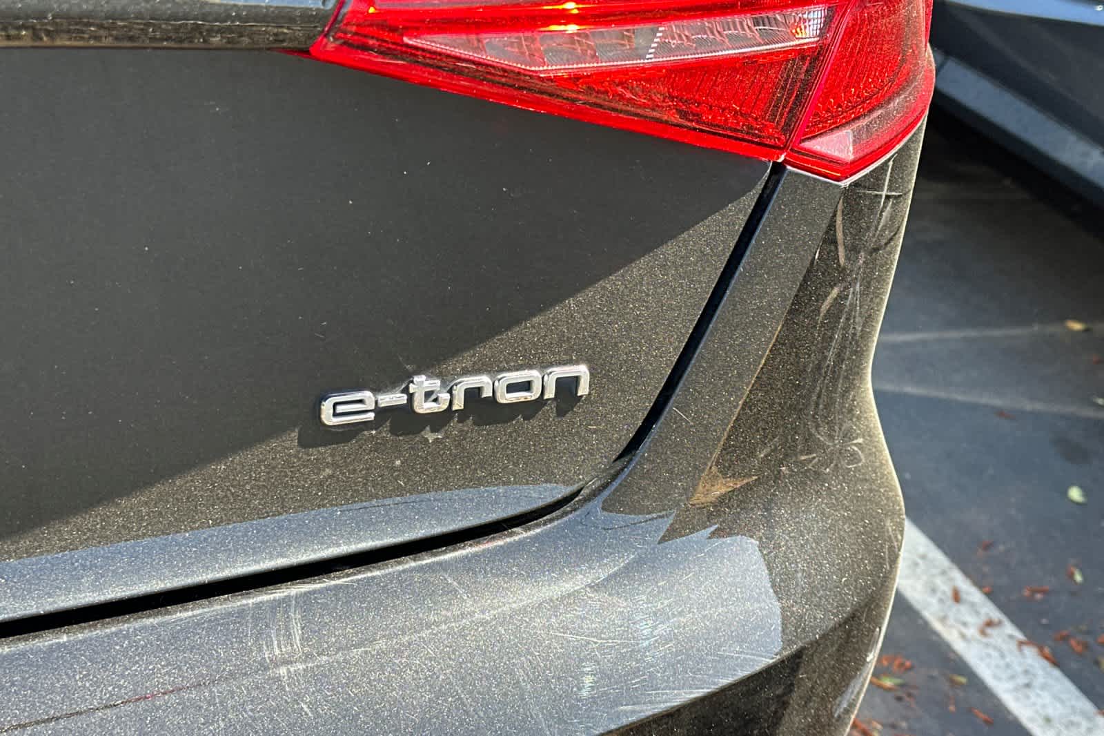 Thumbnail: 2017 Audi A3 e-tron - 7