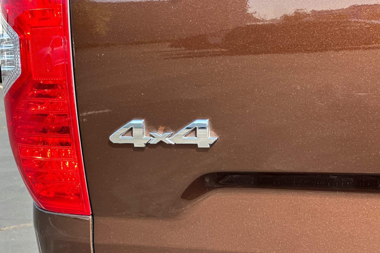 Thumbnail: 2016 Toyota Tundra - 30