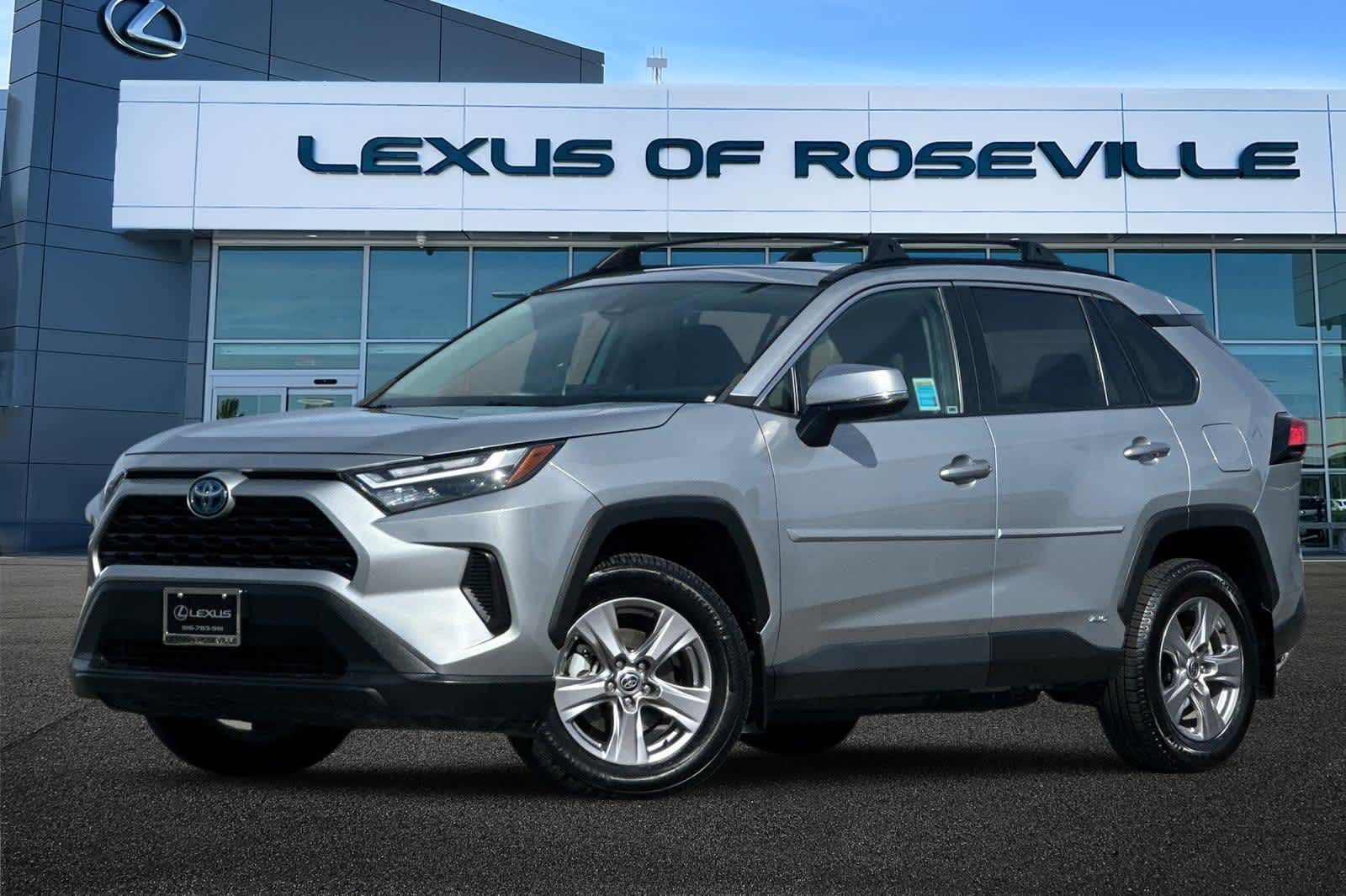 Thumbnail: 2022 Toyota RAV4 - 1
