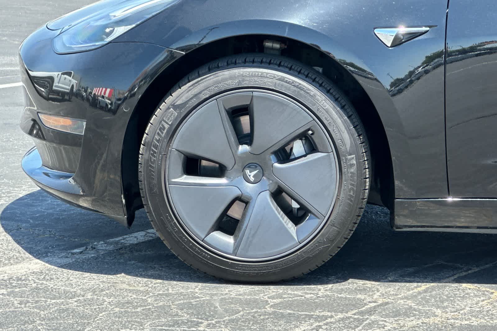 Thumbnail: 2019 Tesla Model 3 - 28