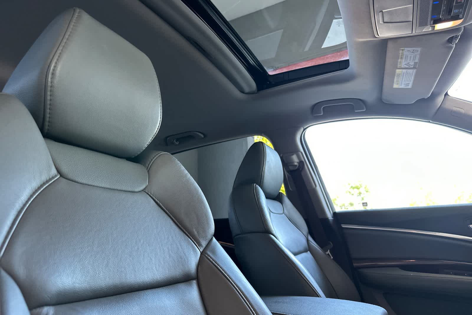 Thumbnail: 2015 Acura MDX - 19