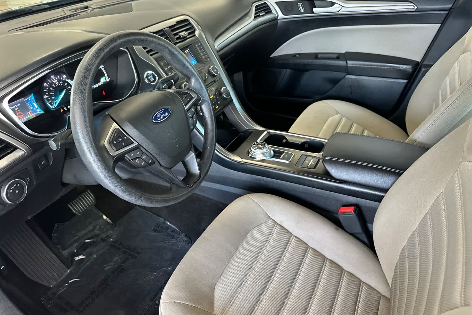 2018 Ford Fusion S 11