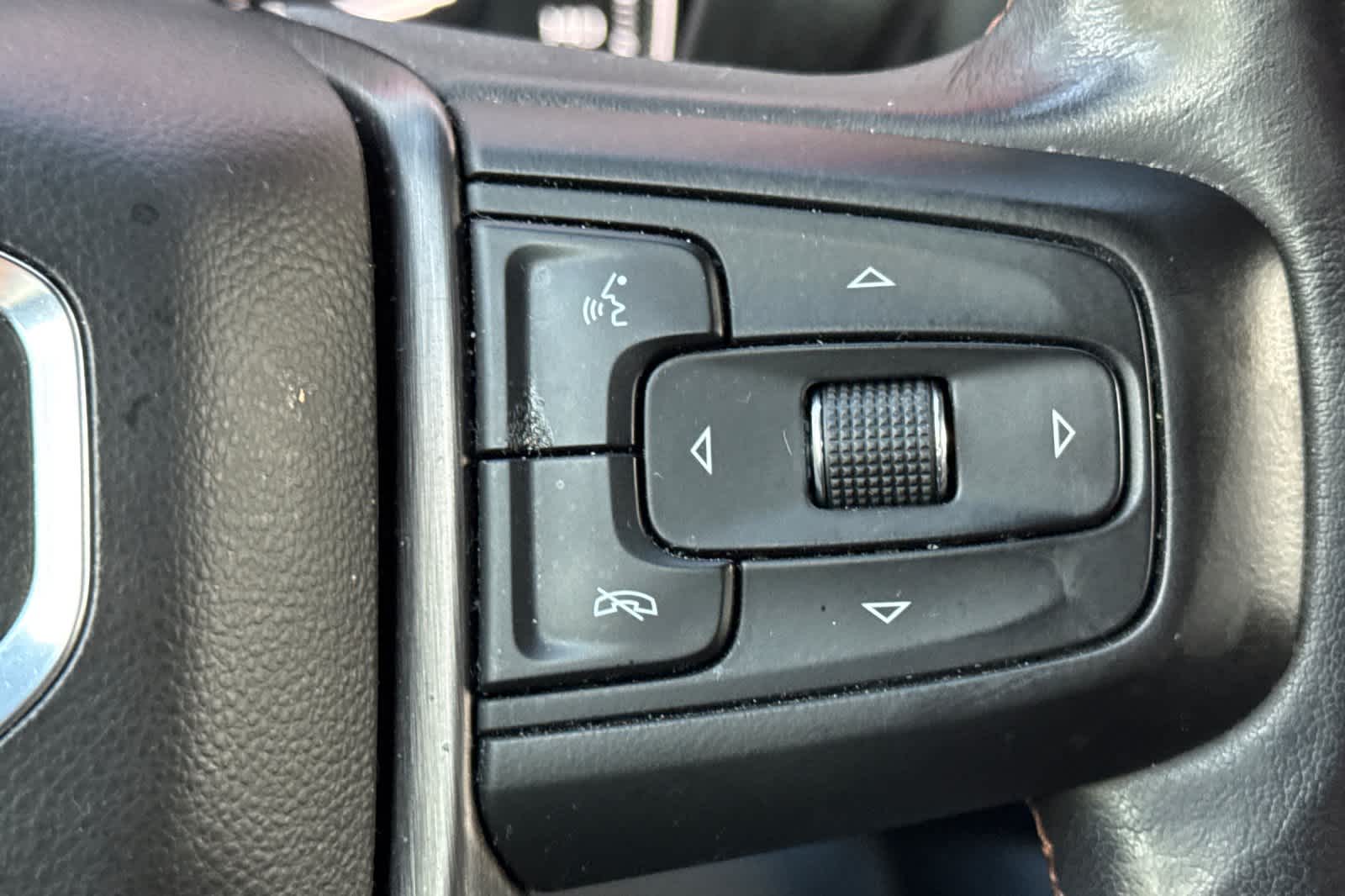 Thumbnail: 2020 GMC Sierra 1500 - 28