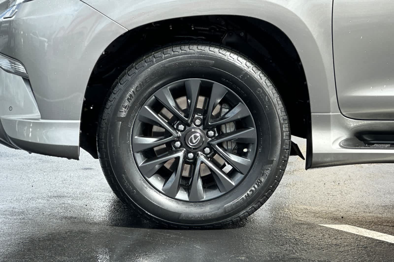 Thumbnail: 2022 Lexus GX - 32