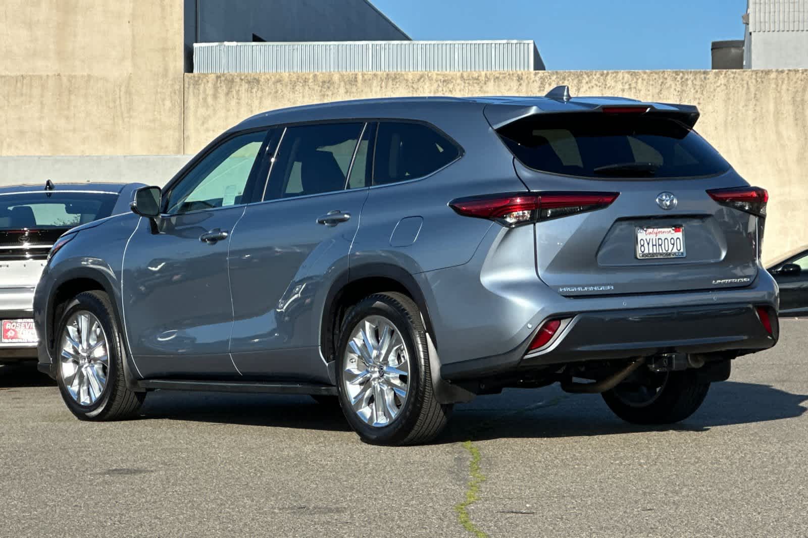Thumbnail: 2021 Toyota Highlander - 7