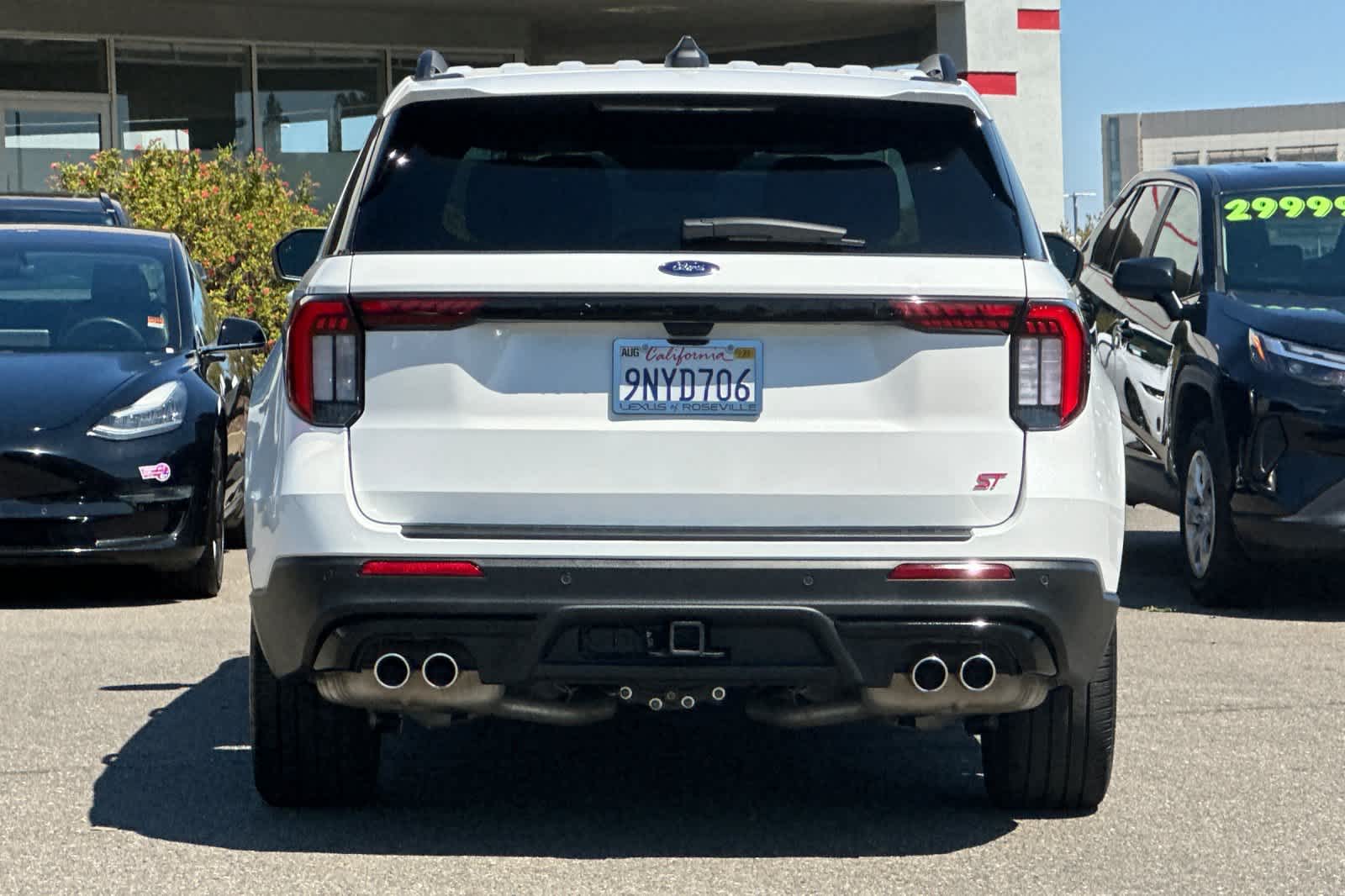 Thumbnail: 2025 Ford Explorer - 8