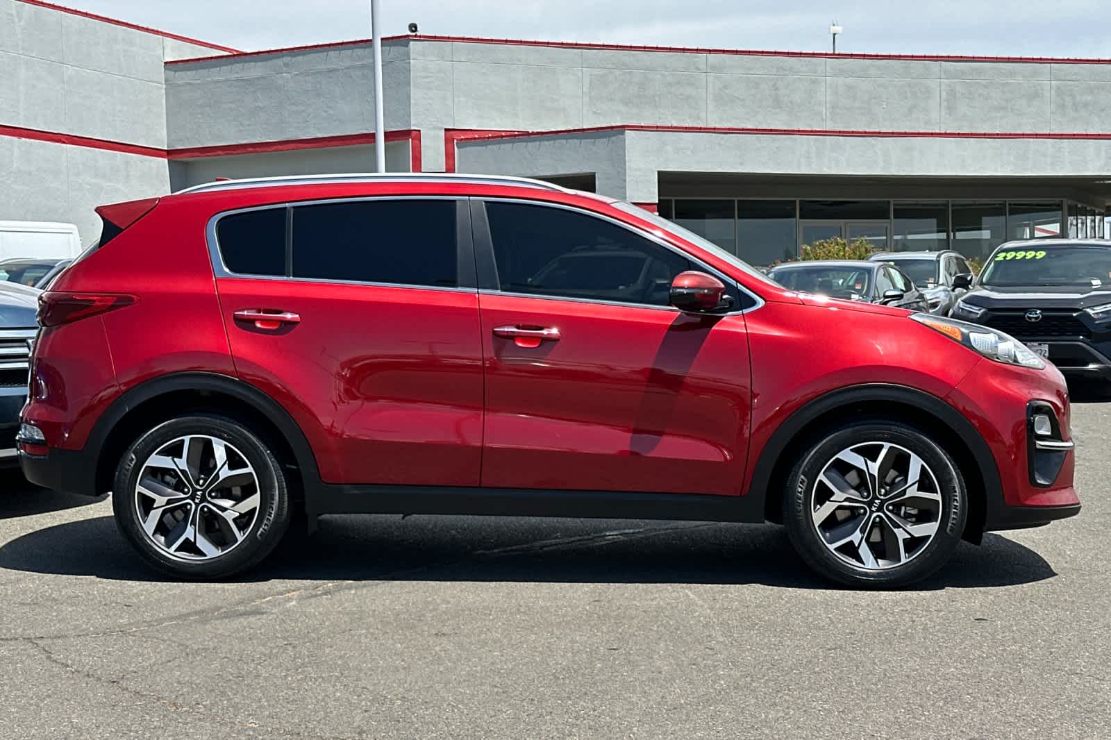 Thumbnail: 2020 Kia Sportage - 6
