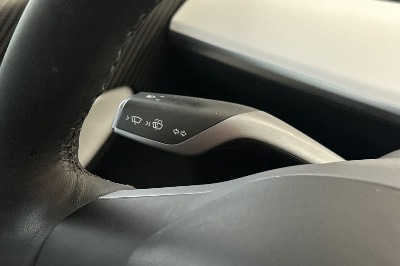 Thumbnail: 2022 Tesla Model Y - 30