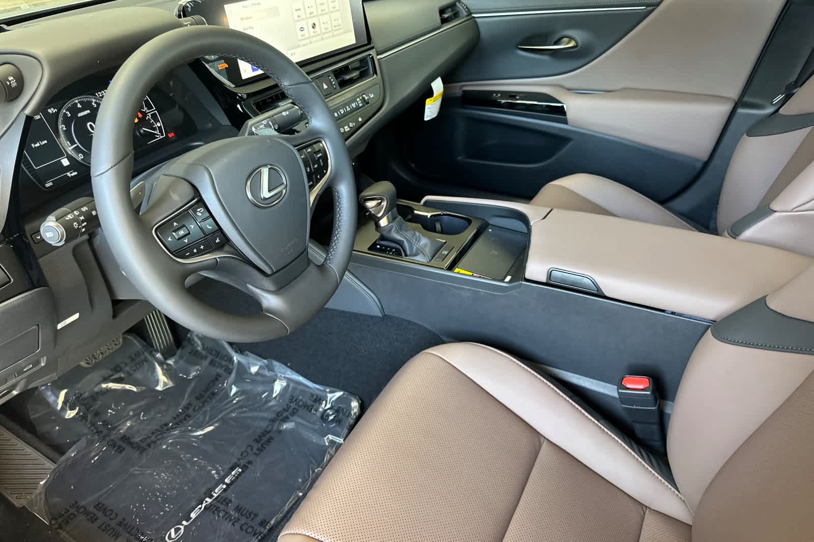 Thumbnail: 2025 Lexus ES - 11