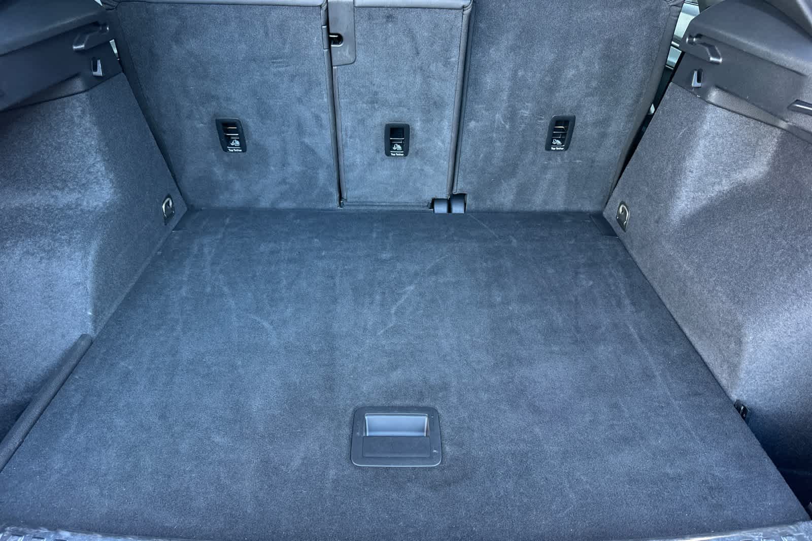 Thumbnail: 2023 Audi Q3 - 16