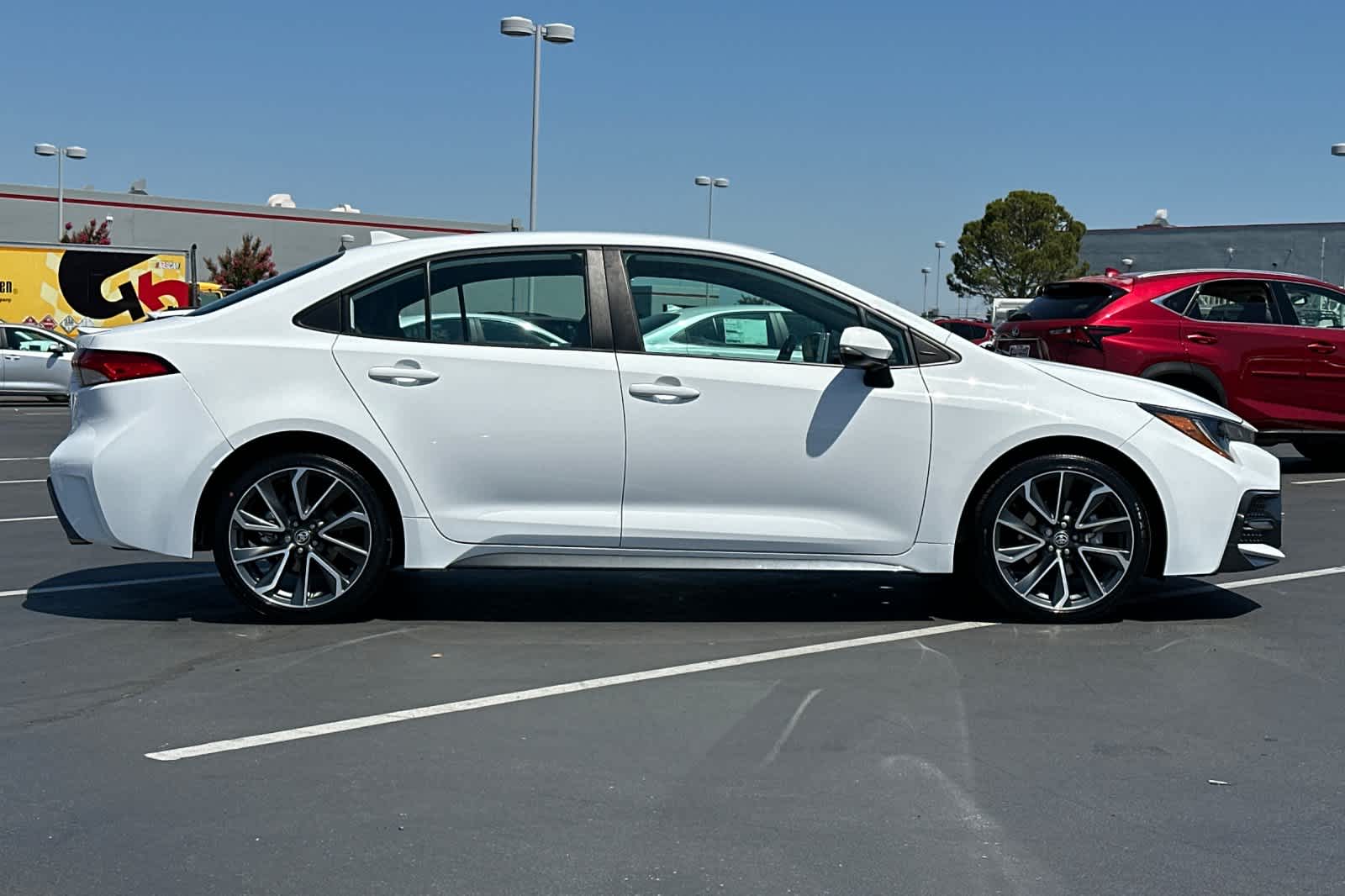 Thumbnail: 2021 Toyota Corolla - 6