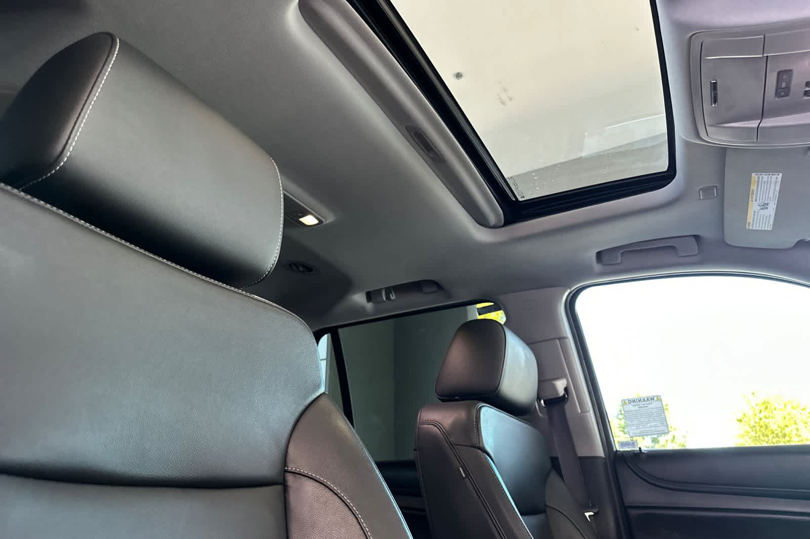 2017 Chevrolet Tahoe LT 18