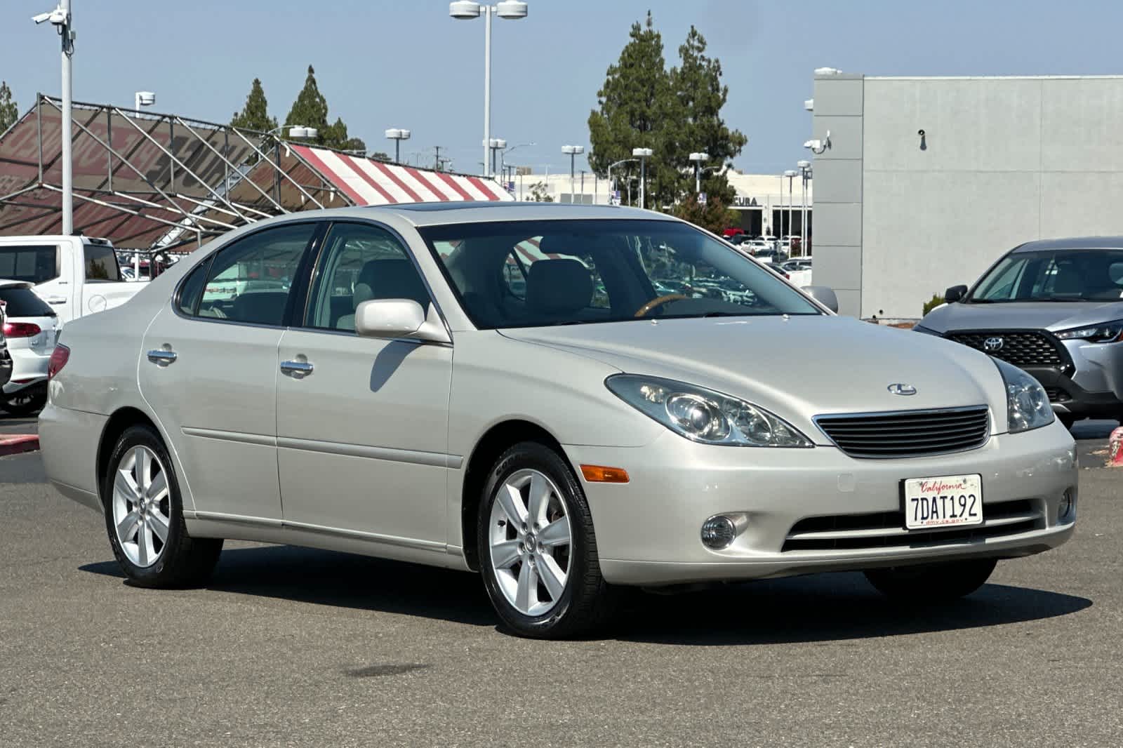 Thumbnail: 2005 Lexus ES - 5