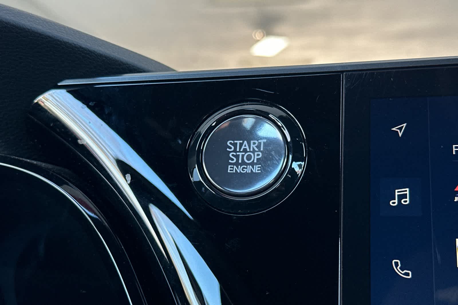 Thumbnail: 2025 Lexus RX - 24