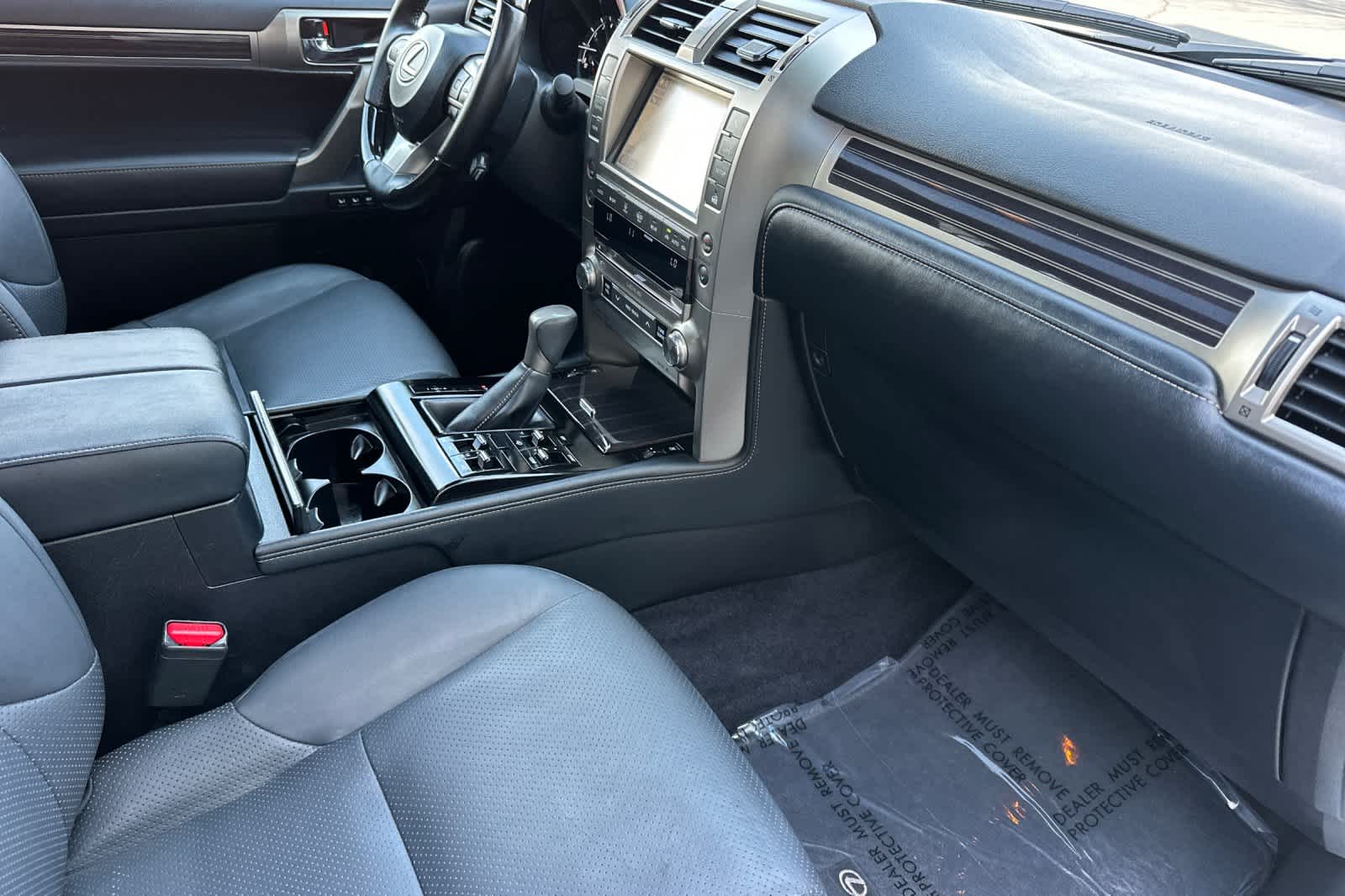 Thumbnail: 2021 Lexus GX - 17