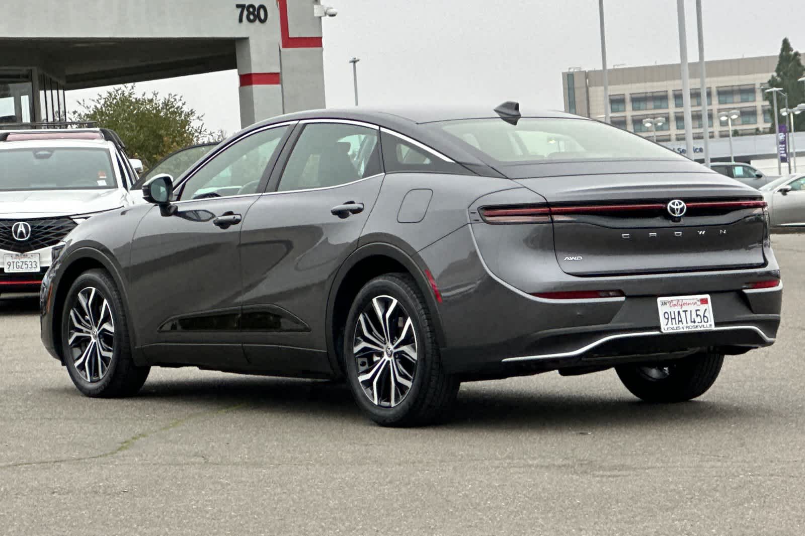 Thumbnail: 2023 Toyota Crown - 7