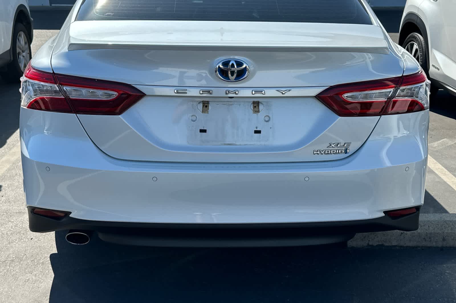 2018 Toyota Camry XLE 16