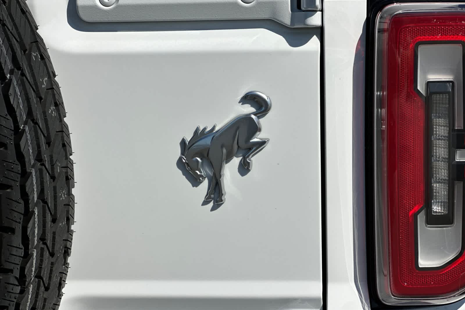 Thumbnail: 2022 Ford Bronco - 32