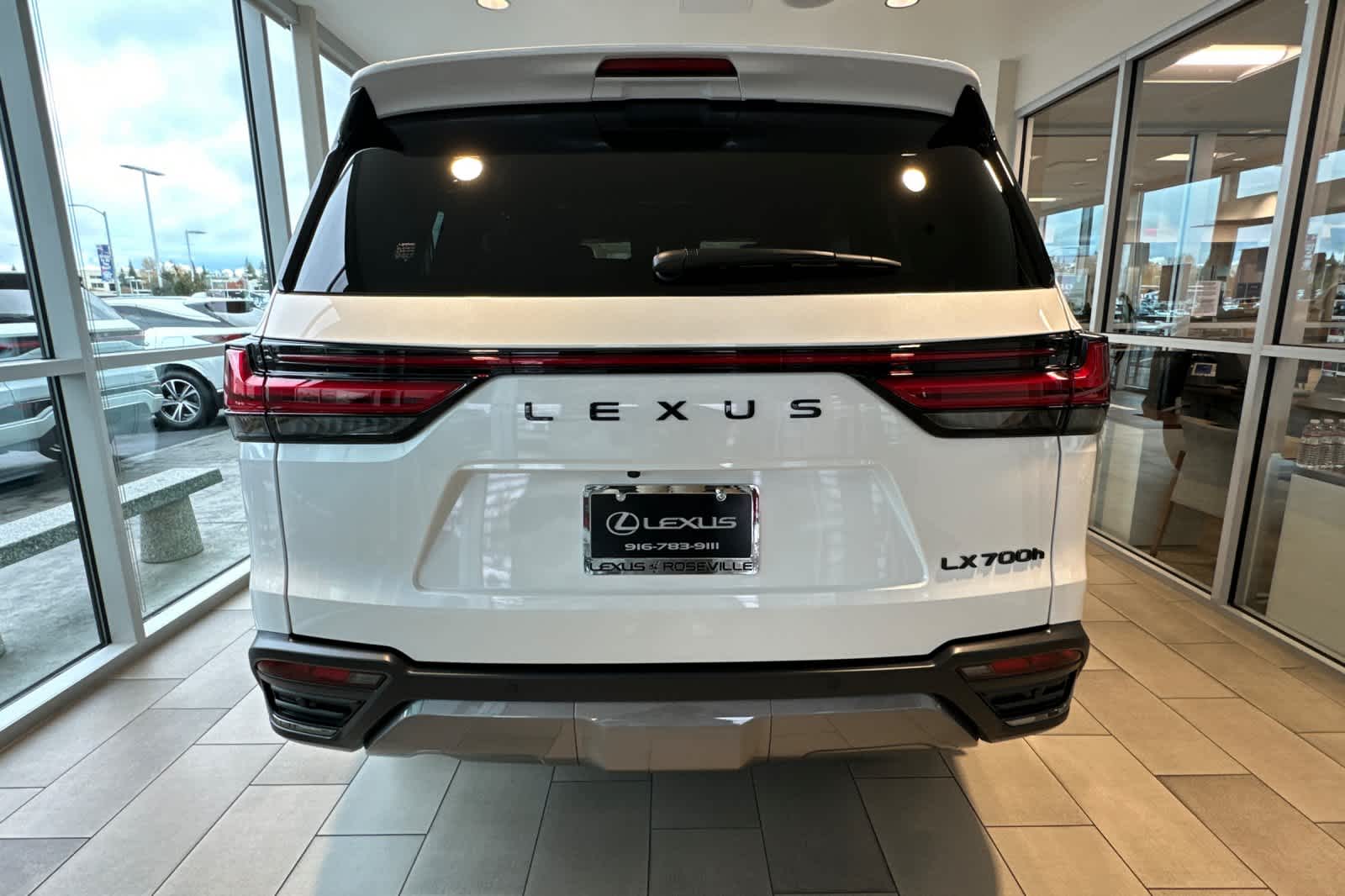 Thumbnail: 2025 Lexus LX - 7