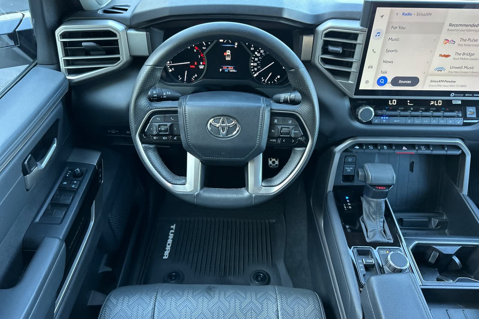Thumbnail: 2022 Toyota Tundra - 14